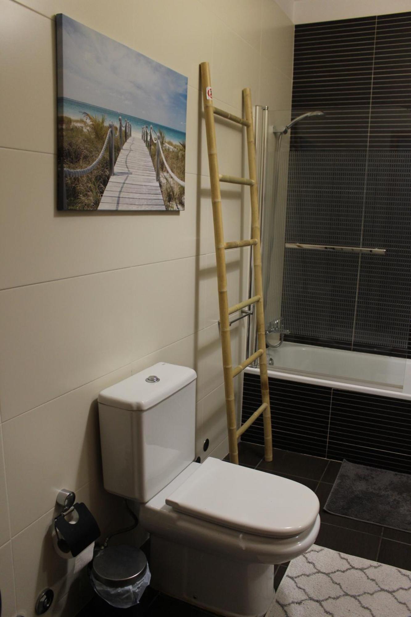 Modern 1Br For 4 - Great For Long Stays, 10 Min To Attractions Vila Nova de Gaia Esterno foto